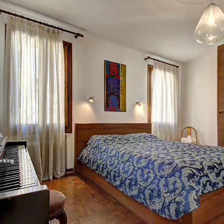 Lägenhet Sunny Ghetto Canalview *