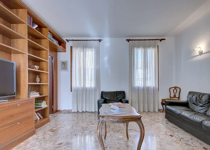 Διαμέρισμα Sunny Ghetto Canalview