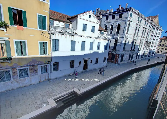 Διαμέρισμα Sunny Ghetto Canalview Βενετία