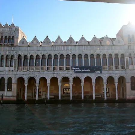 Sunny Ghetto Canalview * Venedig
