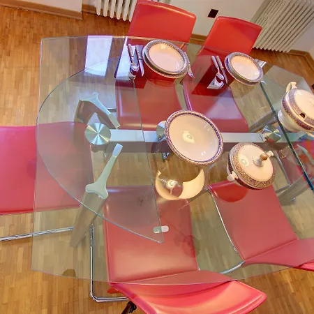 Sunny Ghetto Canalview