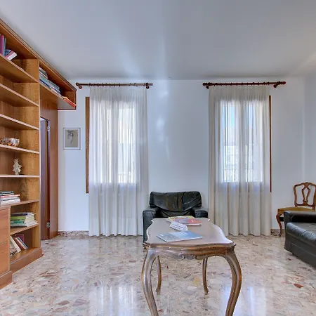 Apartment Sunny Ghetto Canalview